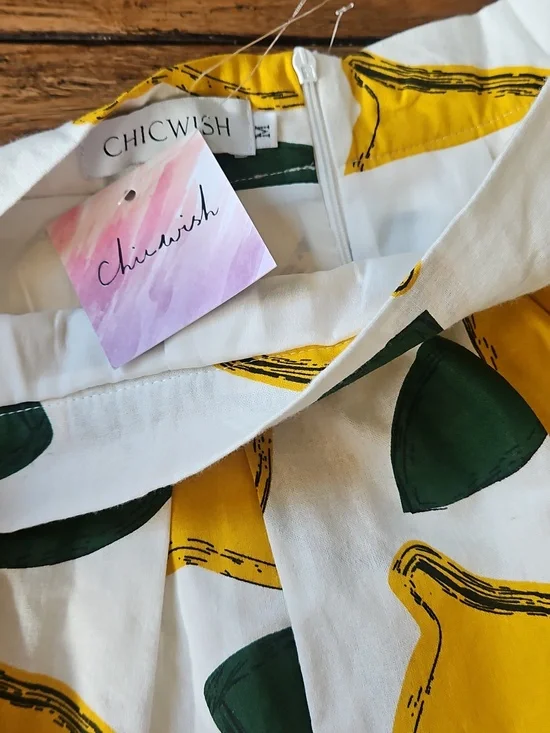 Chicwish White Midi Skirt with Yellow Lemon Print Medium - Picture 4 of 10